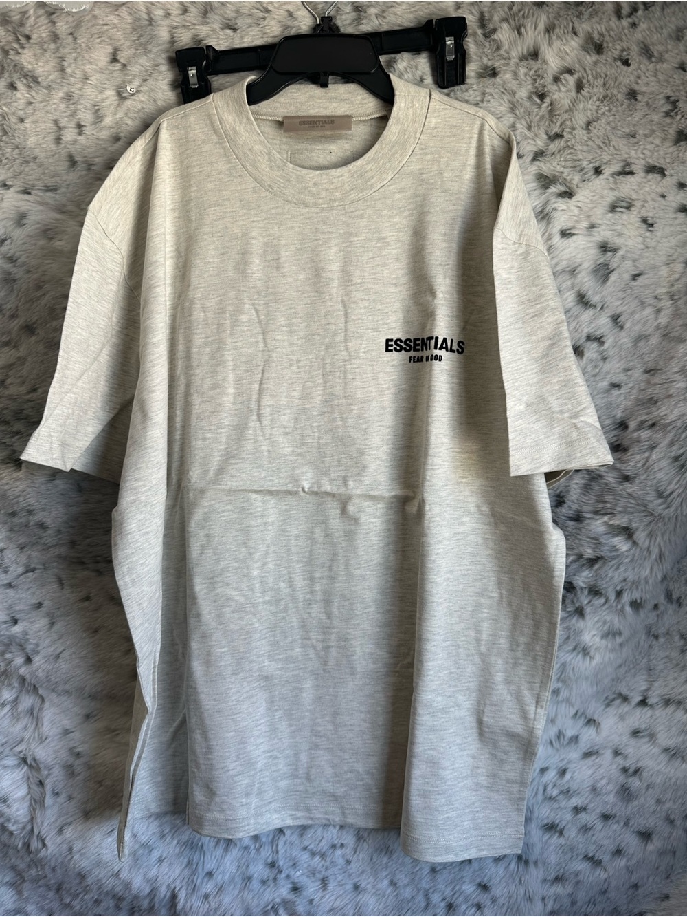 331. ESSENTIALS Light Gray sz large men